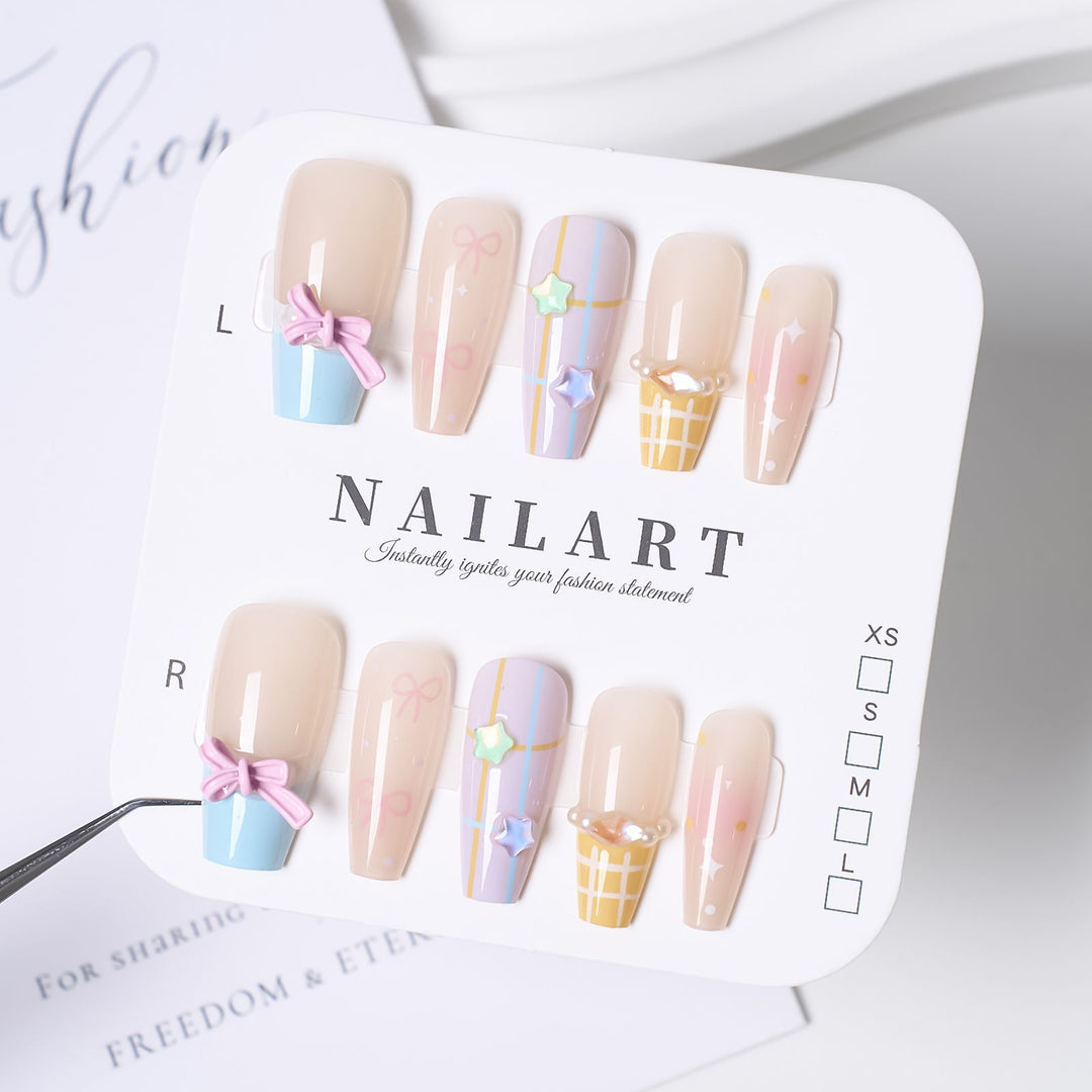 Decorative Themed Press-On Nail Set