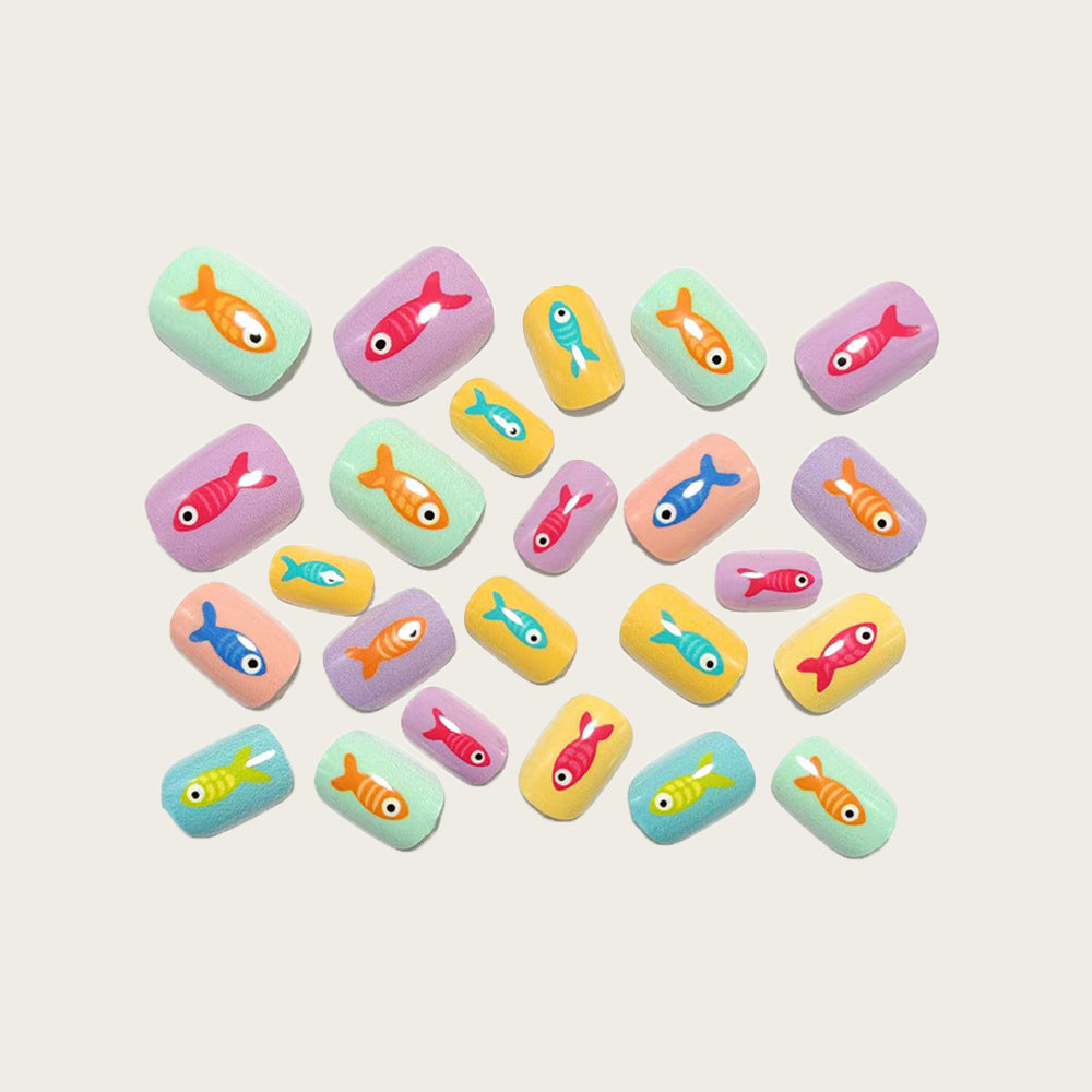 Creative artificial nails with playful fish design Bowlift