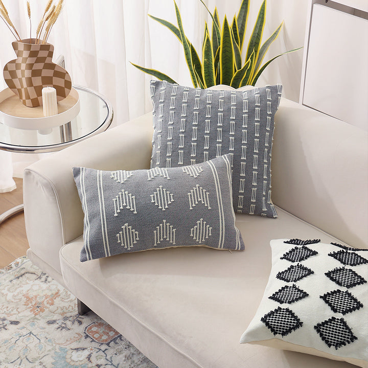 Woven decorative cushion cover with hand-tufted geometric pattern Bowlift