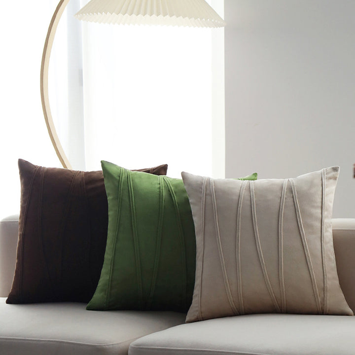 Square velvet decorative pillow cover with decorative curved seams Bowlift