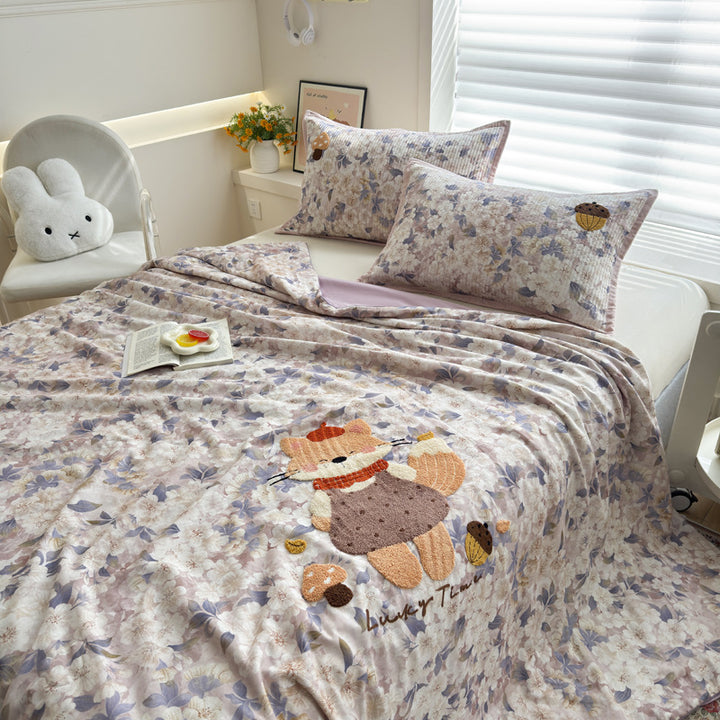 Women Cozy Bedspread with Playful Penguin Design Bowlift