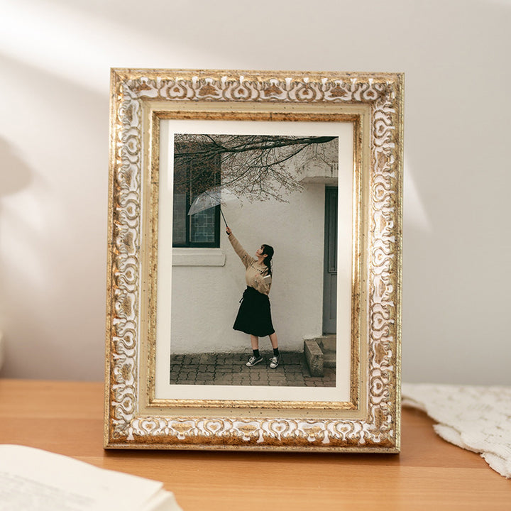 Women's Elegant Vintage Picture Frame