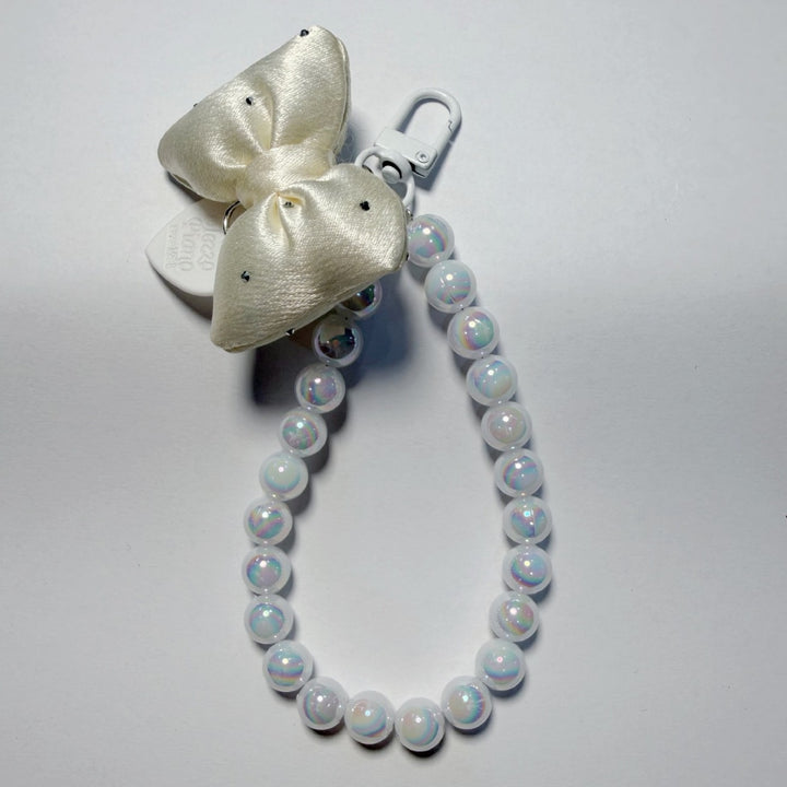 Stylish Beaded Keychain with Bow Bowlift