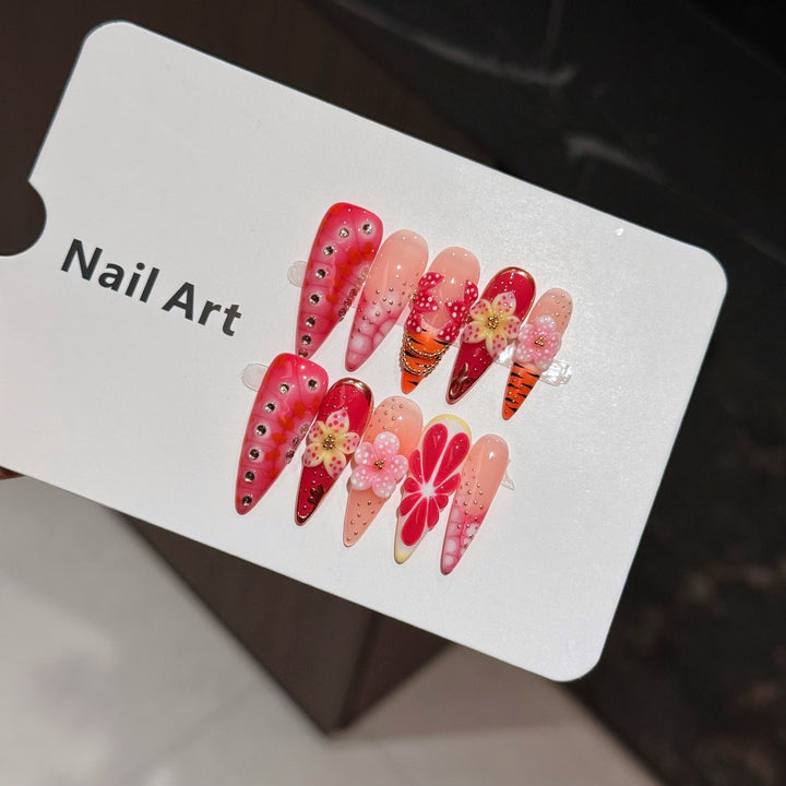 Artistic Floral Nail Art Set