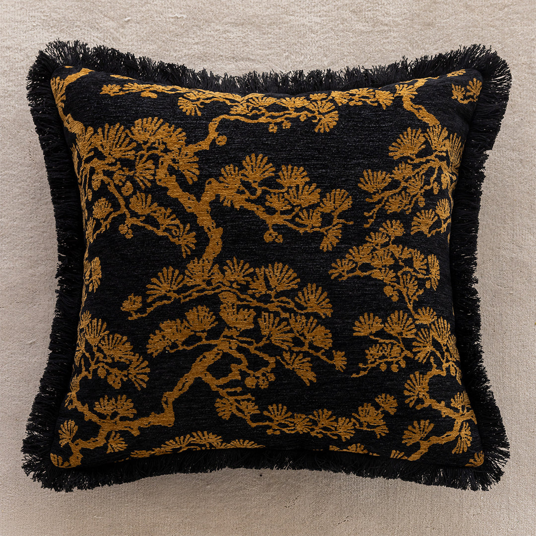 Luxurious decorative pillow with floral design