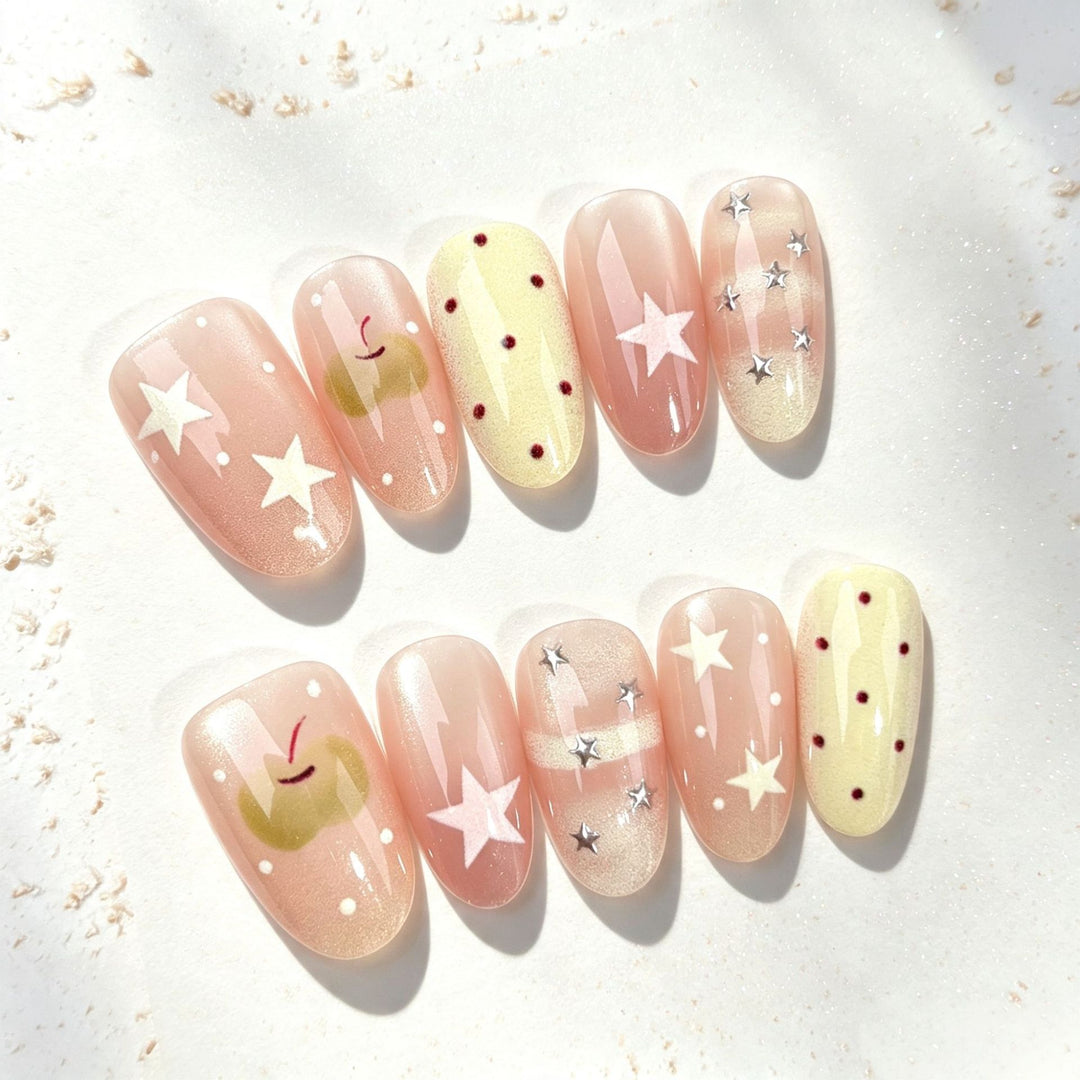 Artistic Star-Accented Press-On Nail Art Set