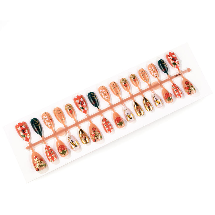 Creative Strawberry-Themed Press-On Nail Art Set