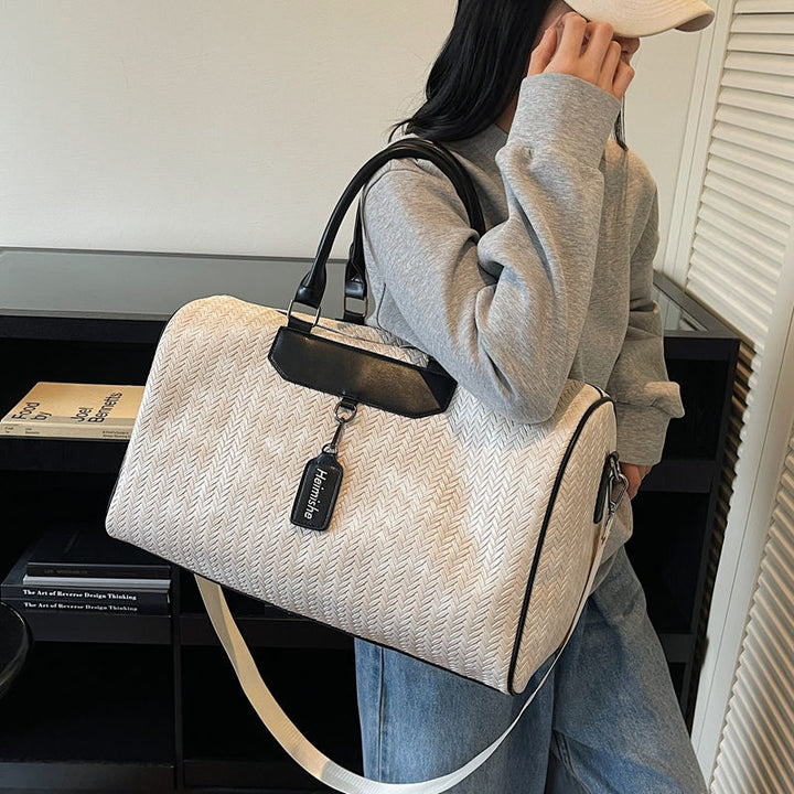Elegant Textured Travel Duffel Bag Bowlift
