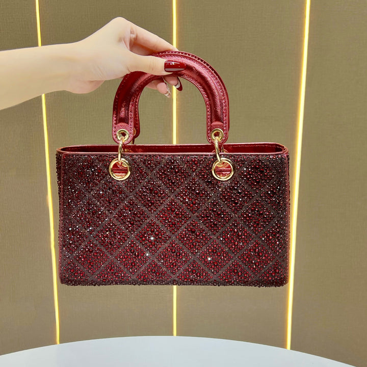 Elegant Rhinestone-Embellished Handheld Purse