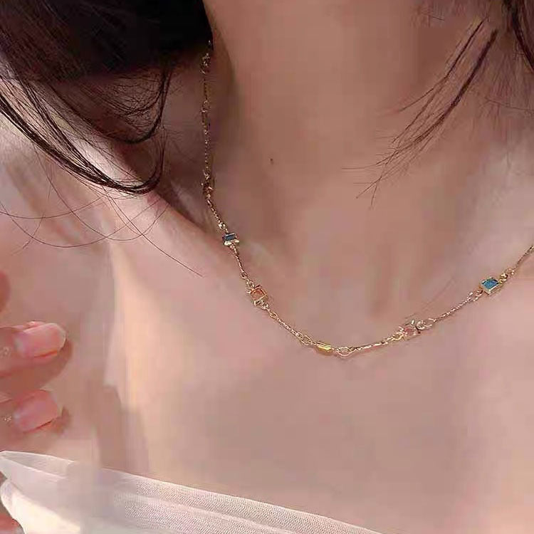 Dainty Colorful Link Necklace Bowlift