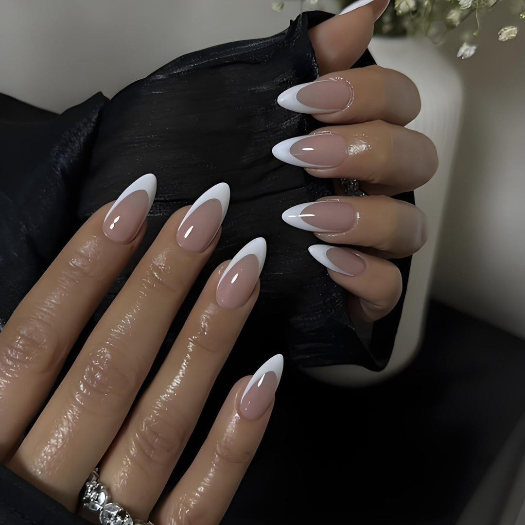 Elegant French Manicure Artificial Nails Bowlift