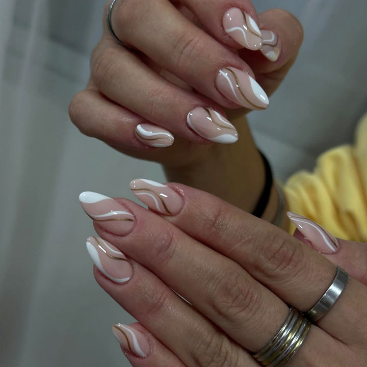 Artificial nail set with elegant curve design Bowlift