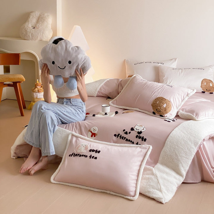 Sherpa-Lined Pink Embroidered Comforter Set