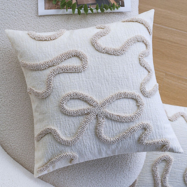 Rectangular decorative cushion cover with curved tufting and structured cotton-linen blend Bowlift