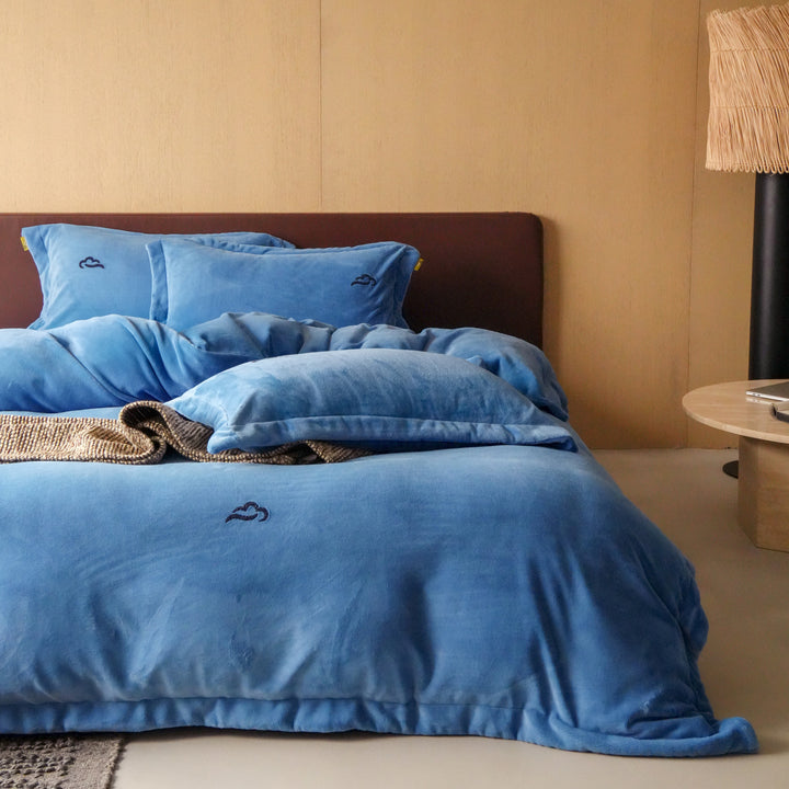 Washed Linen-Blend Cloud-Embroidered Duvet Cover Set with Hidden Closure