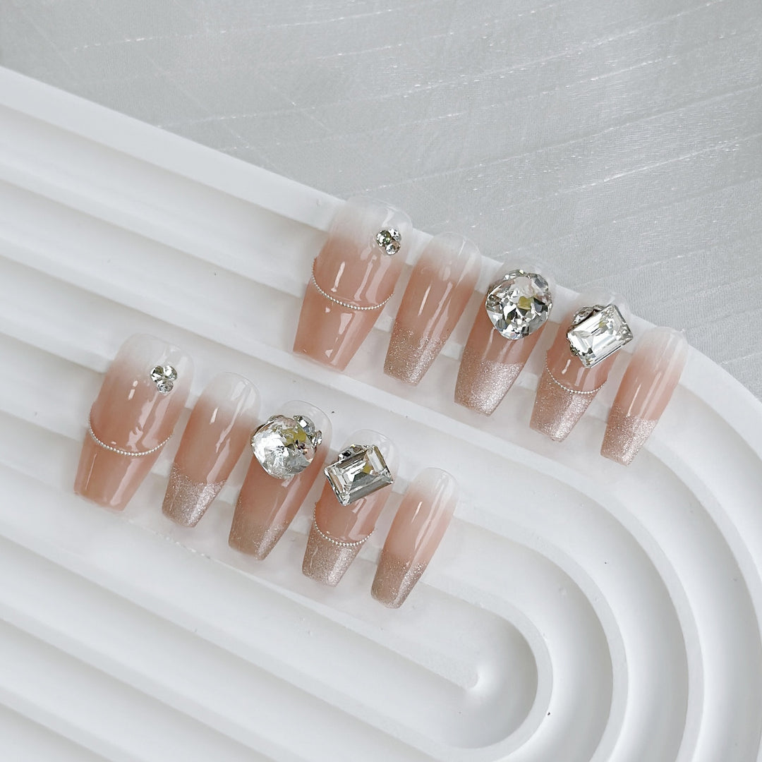 Glamorous Decorative Press-On Nail Set with Crystal Accents