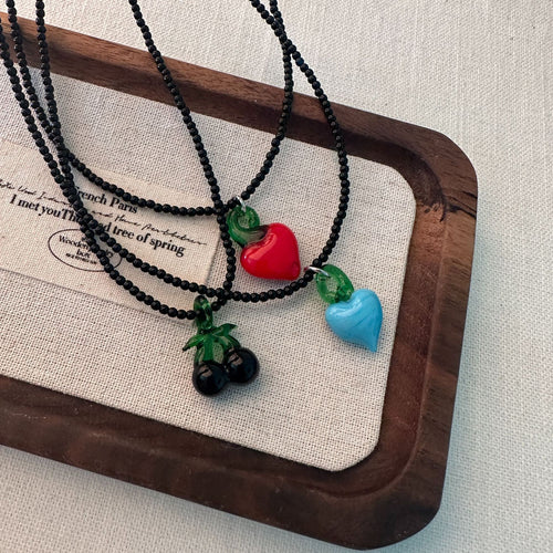 Minimalist Beaded Necklace Bowlift