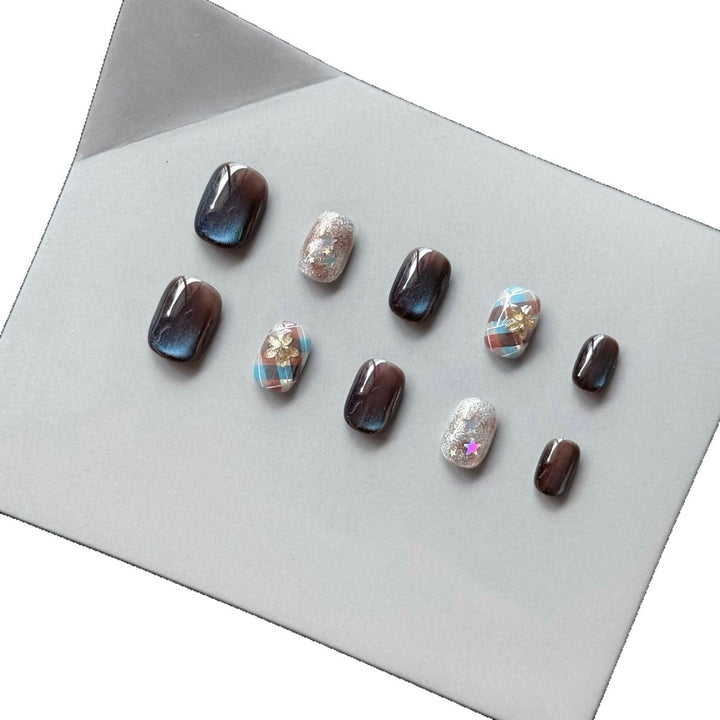 Decorative Press-On Nail Set with Glamorous Glitter and Floral Designs