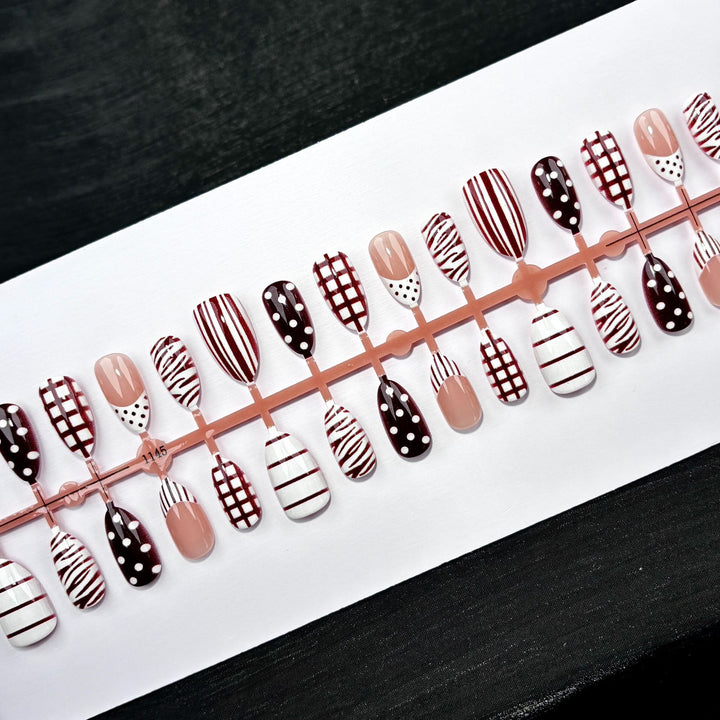 Stylish Patterned Press-On Nail Set