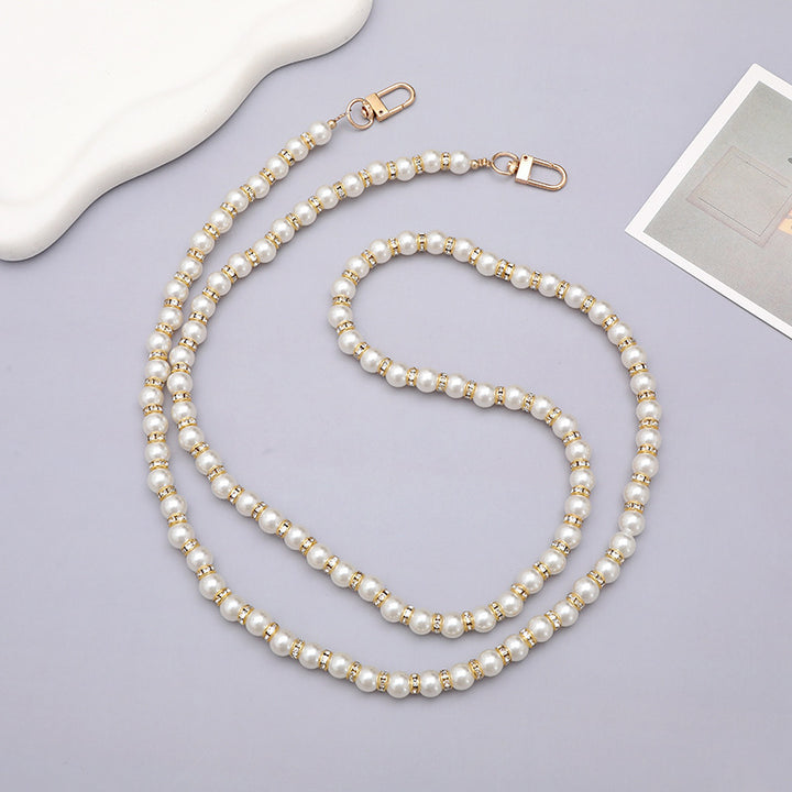 Elegant Beaded Eyewear Retainer Bowlift
