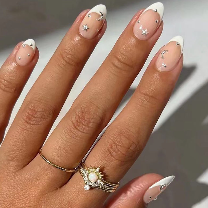 Elegant Decorative Press-On Nails Bowlift