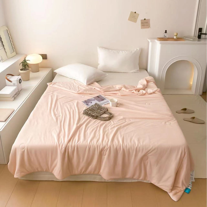 Light Reversible Summer Comforter with Cooling Microfiber Filling Bowlift