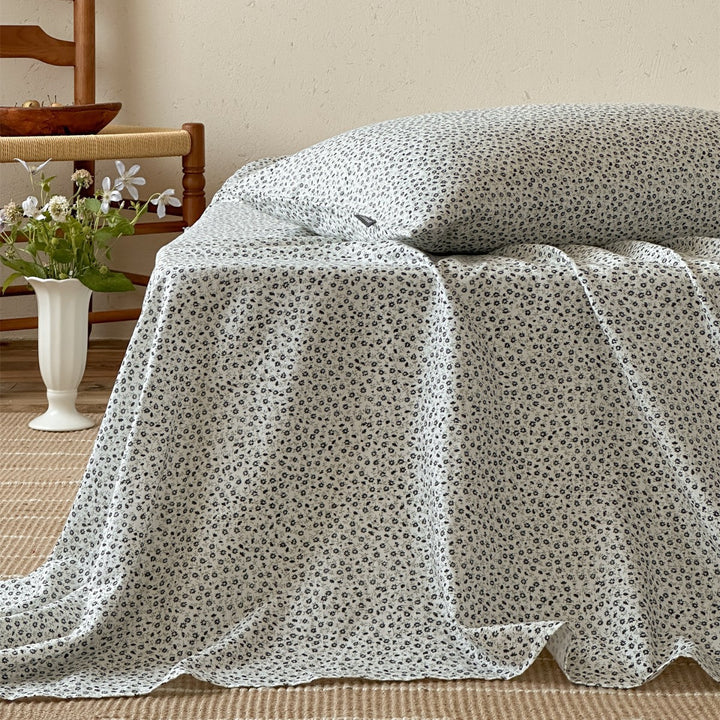 Washed Linen-Blend Floral Bedspread and Pillowcase Set