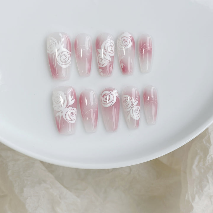 Floral Press-On Nail Art Set  1791773571