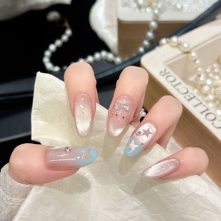 Nail art set with elegant glitter accents Bowlift