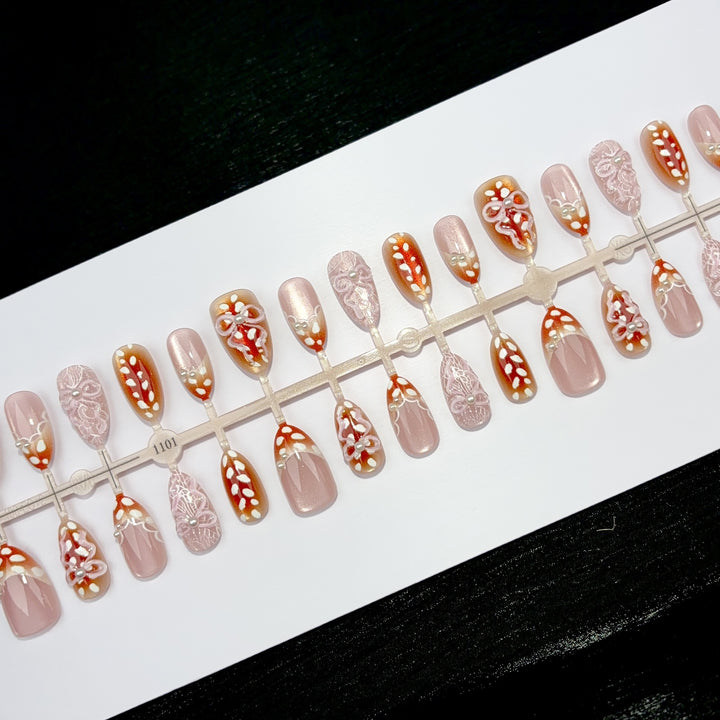 Decorative Press-On Nail Set with Floral Embellishments 1790746076