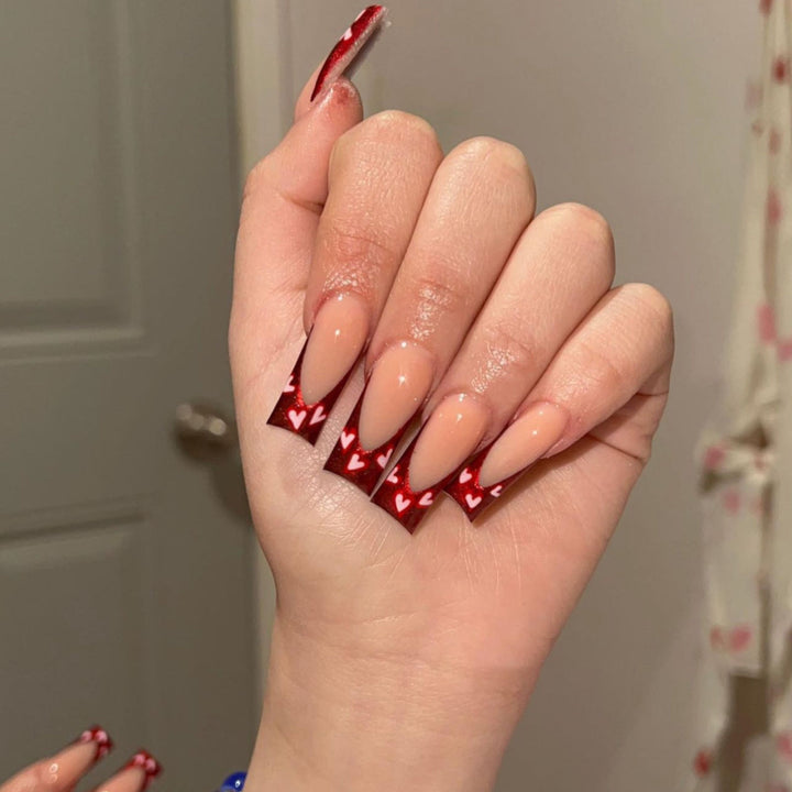 Decorative Heart-Designed Press-On Nails Bowlift