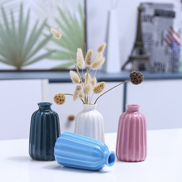 Ribbed Ceramic Bud Vase Bowlift
