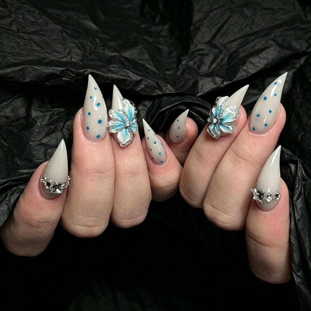 Decorative Press-On Nail Set with Floral and Gemstone Designs