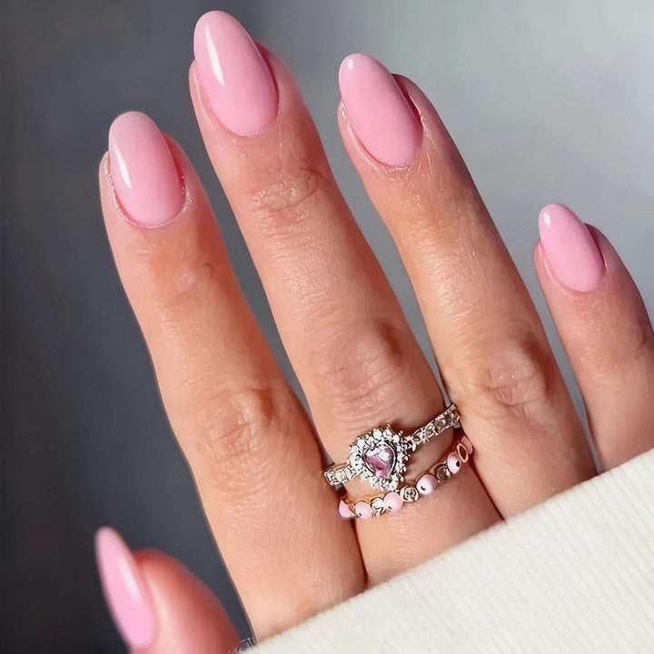 Elegant Glossy Press-On Nail Enhancements Bowlift