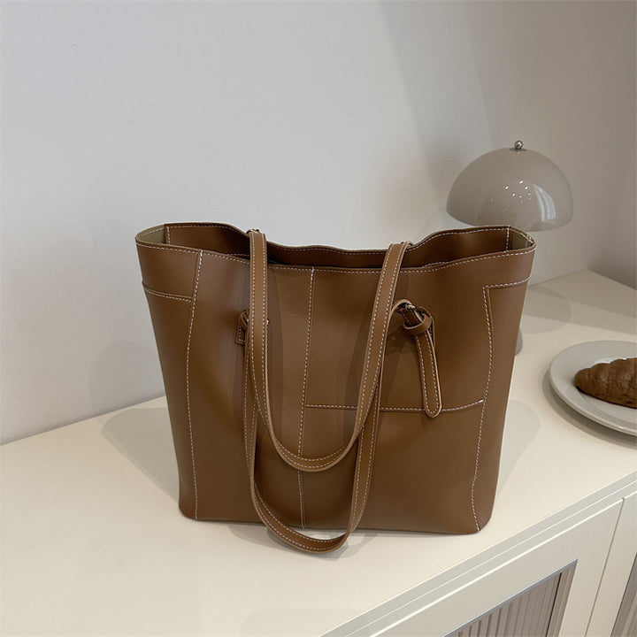 Elegant Structured Leather Tote Bag