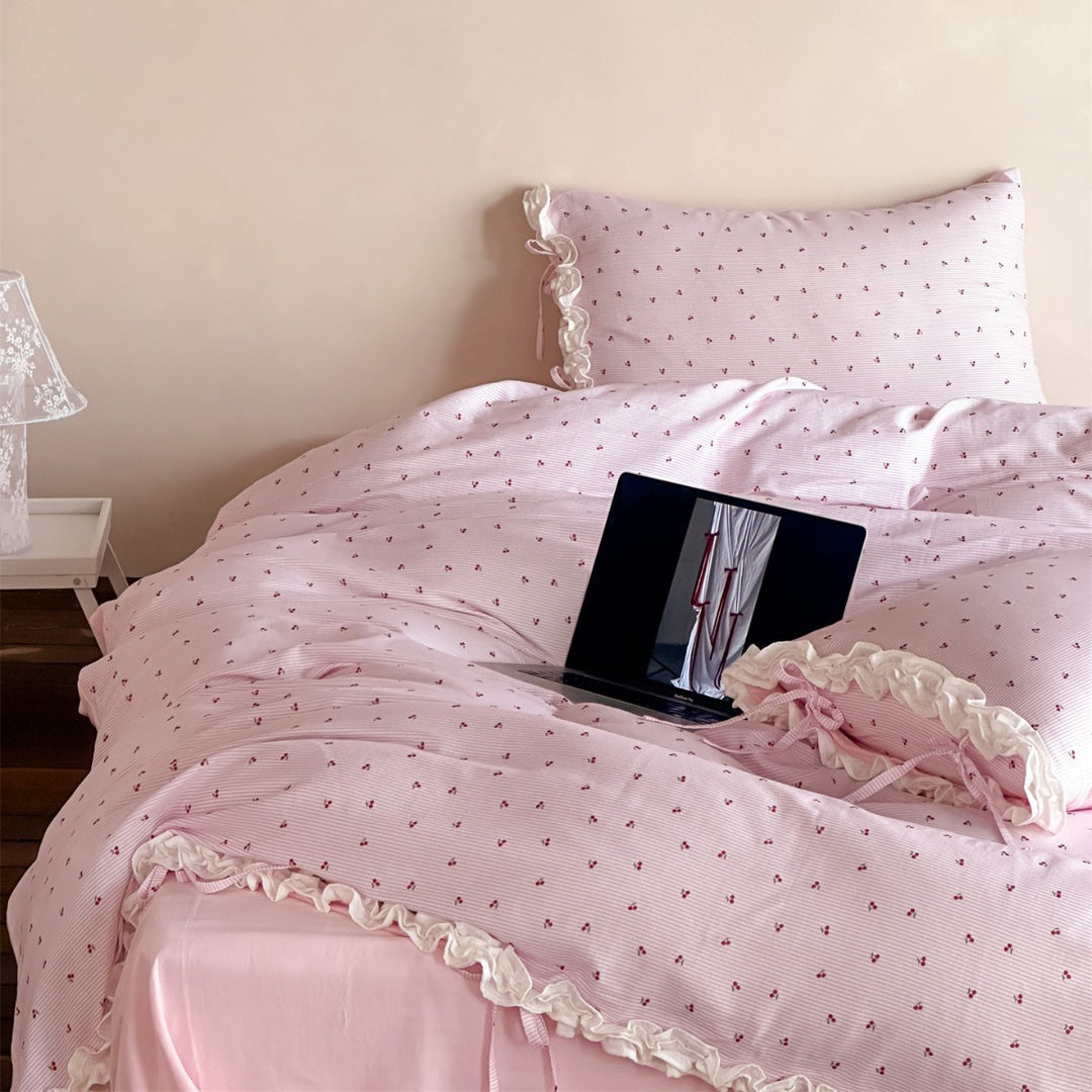 Ruffled Cherry-Print Cotton Duvet Cover Set with Pillowcase