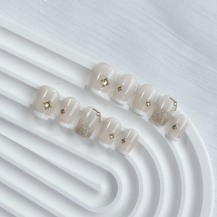 Elegant Press-On Nail Set with Gold Accents