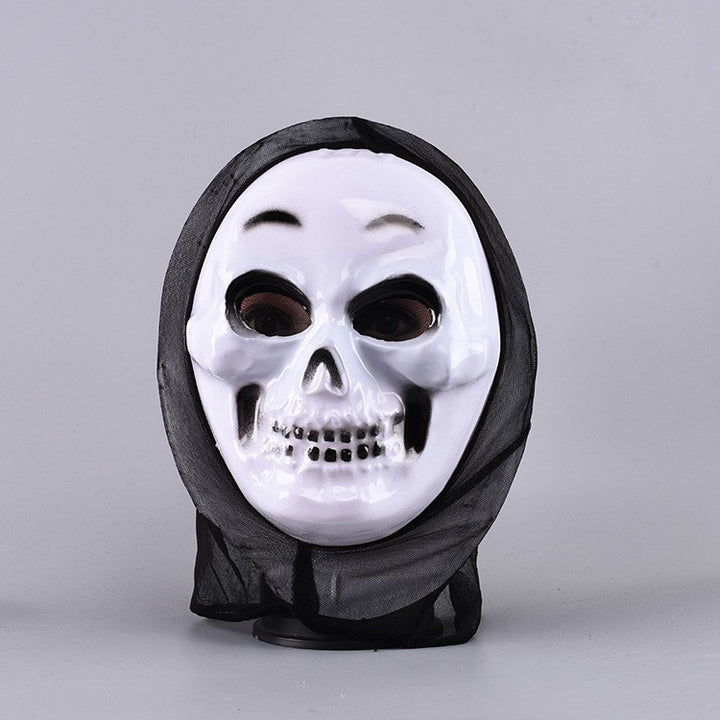 Horror-Themed Decorative Ghost Mask Bowlift