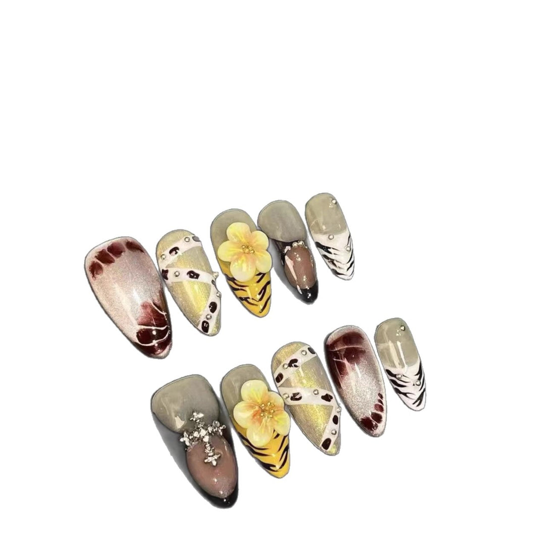 Artistic Press-On Nail Set