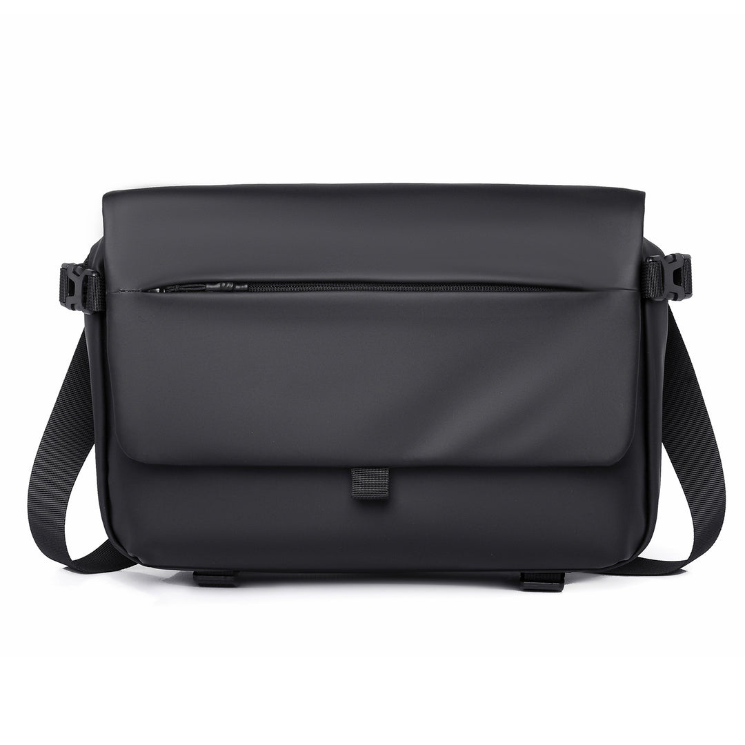 Messenger bag with versatile compartments and water-repellent material Bowlift
