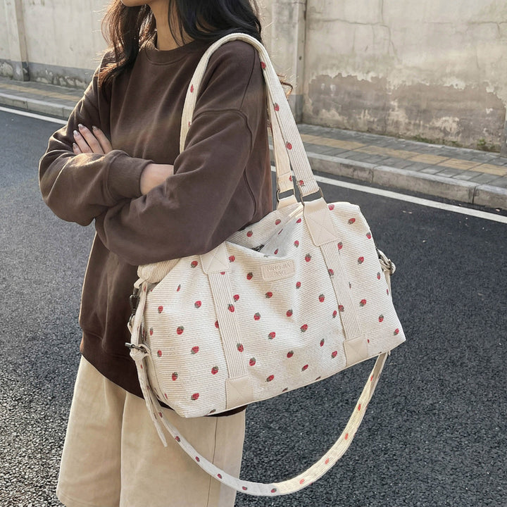 Stylish Weekend Duffle Bowlift