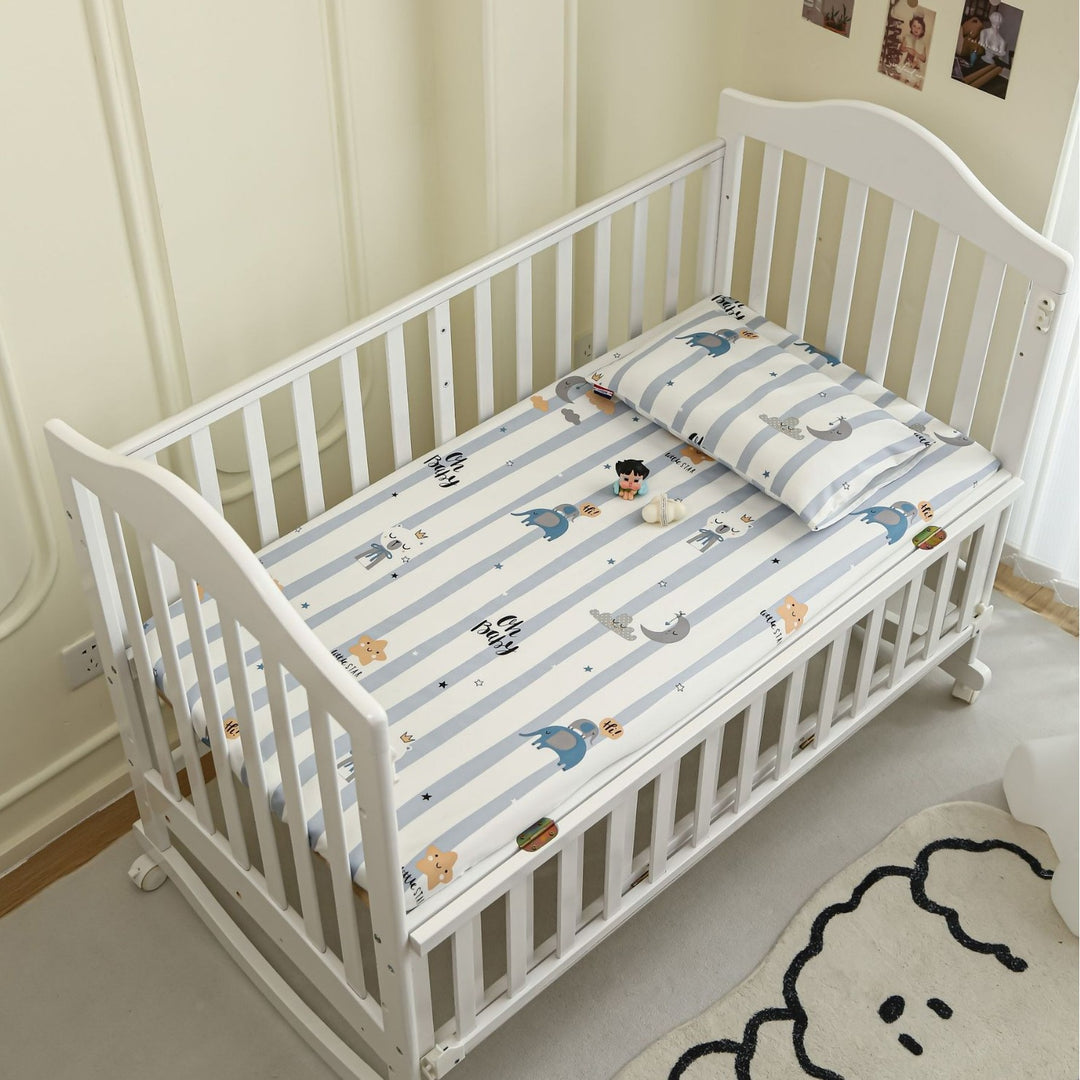 Printed Organic Cotton Fitted Crib Sheet & Pillowcase Set with Cute Elephant and Cloud Nursery Pattern