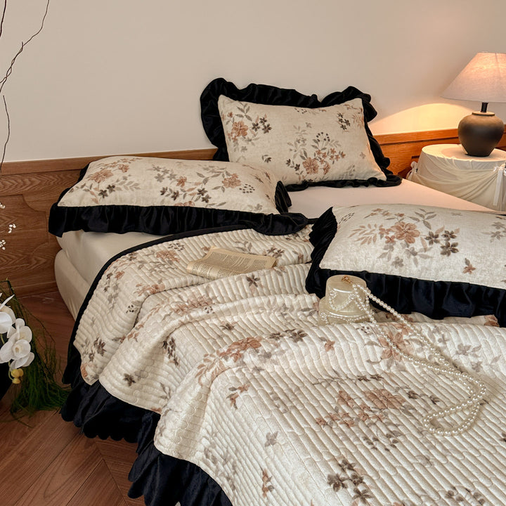 Elegant Floral Ruffled Bedding Set