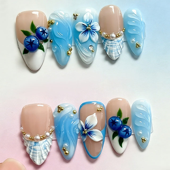 Art nail set with floral and glamorous designs Bowlift