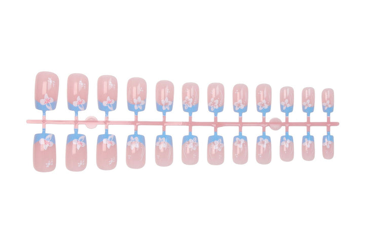 Artificial nail set with delicate flower designs Bowlift