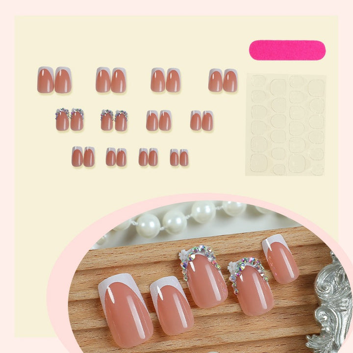 Nail art set with delicate flower and glitter accents Bowlift