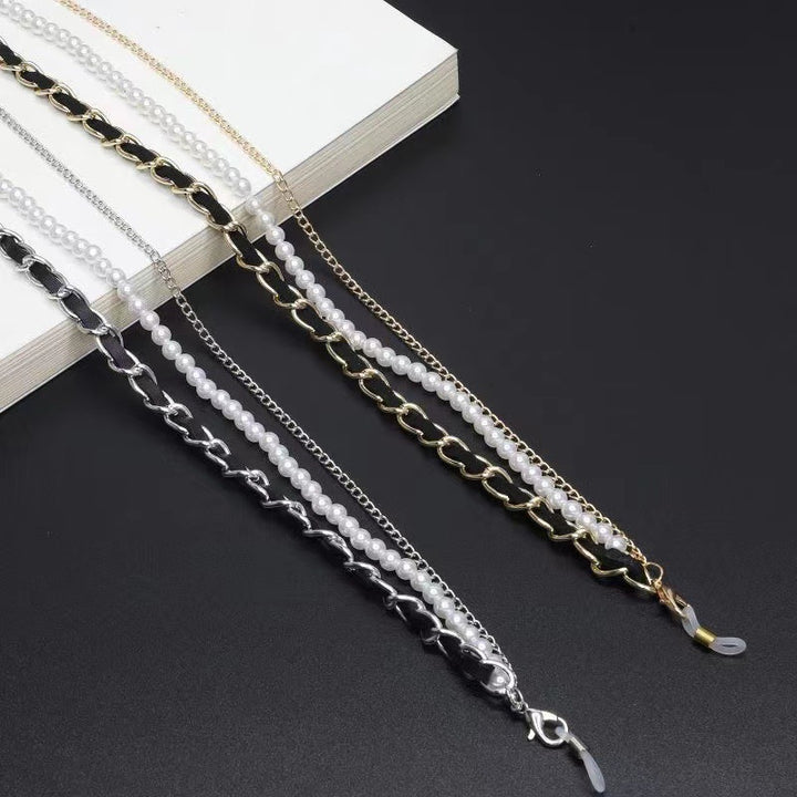 Decorative Eyewear Chain with Pearls Bowlift