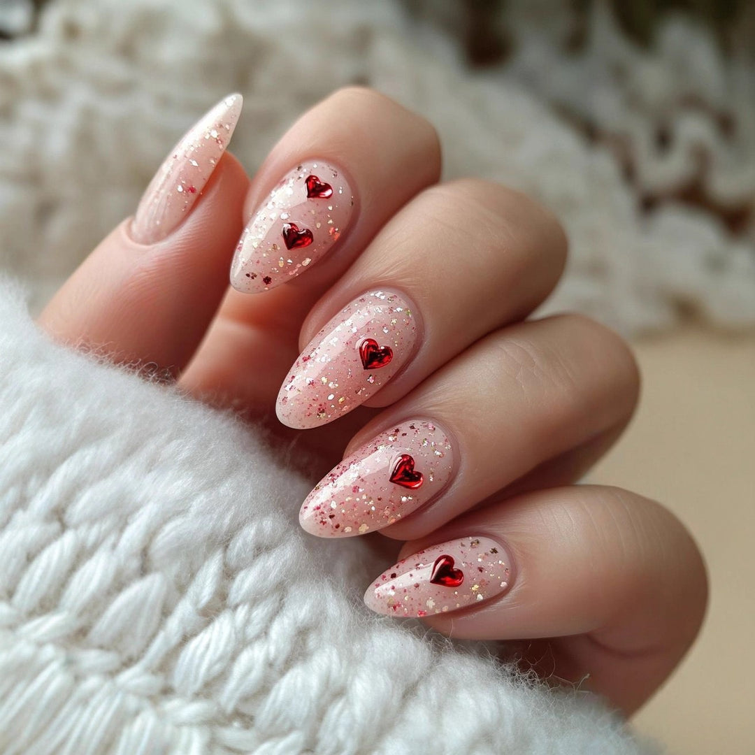 Artificial nails with Romantic Heart Design Bowlift