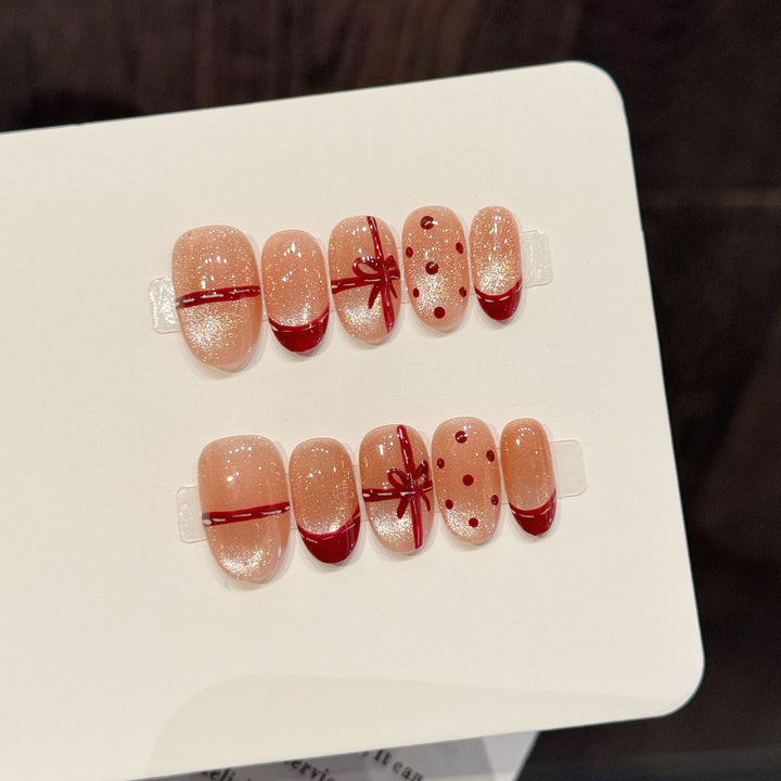 Festive Holiday Themed Press-On Nail Art Set