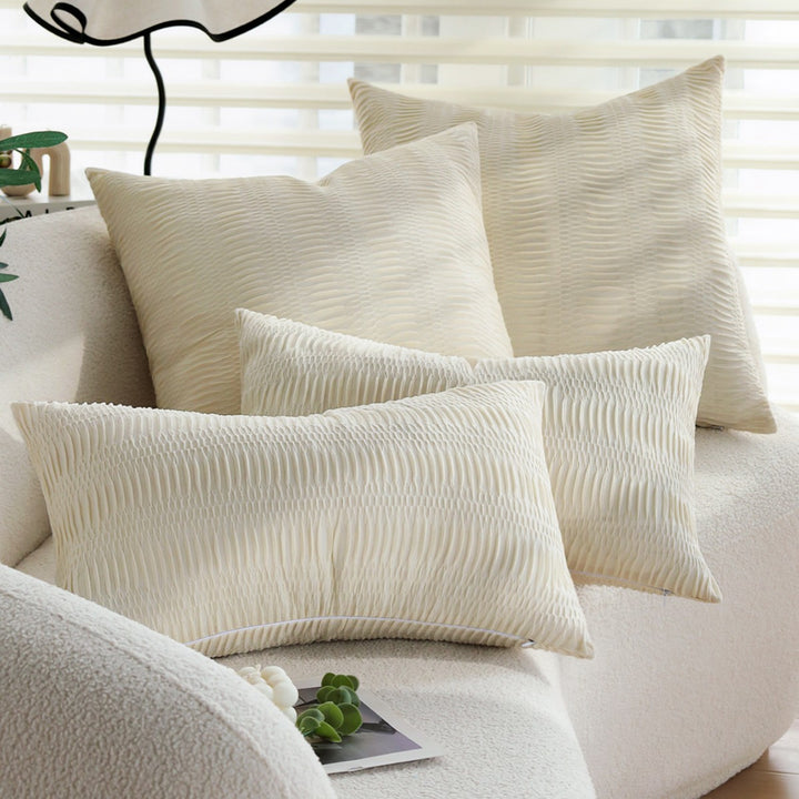 Rectangular decorative cushion cover with gathered pleated look Bowlift